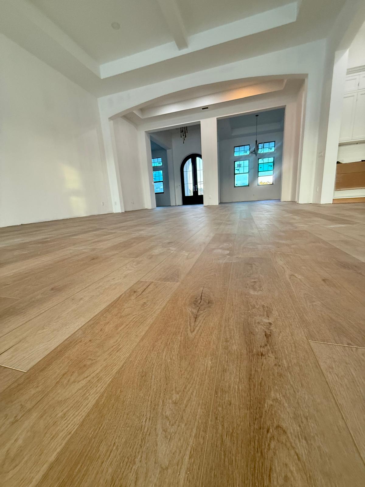 Premium flooring installation in Port St. Lucie (PSL) – vinyl, tile and laminate options